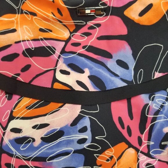 Tommy Hilfiger Ruffle Bandeau One Piece Swimsuit Size 6 - Picture 7 of 12